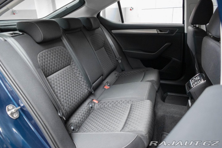 Škoda Superb 2.0 TDI REZERVACE 2023