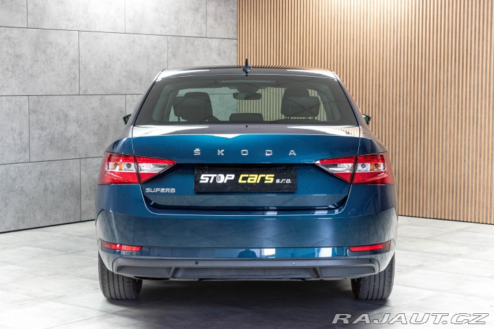 Škoda Superb 2.0 TDI REZERVACE 2023