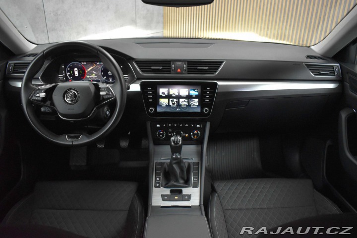 Škoda Superb 2.0 TDI REZERVACE 2023