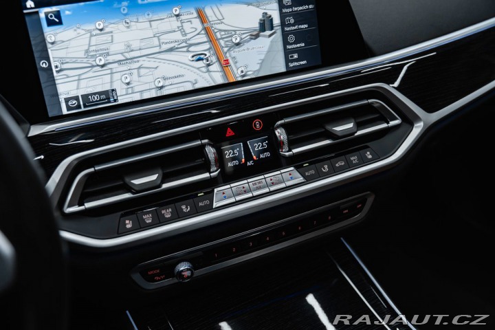 BMW X7 M50i, Bowers&Wilkins, 1800