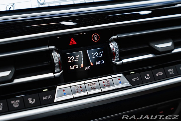 BMW X7 M50i, Bowers&Wilkins, 2020