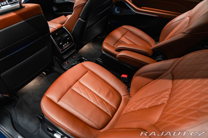 BMW X7 M50i, Bowers&Wilkins, 1800