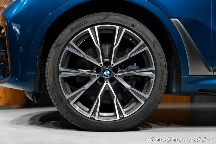 BMW X7 M50i, Bowers&Wilkins, 2020