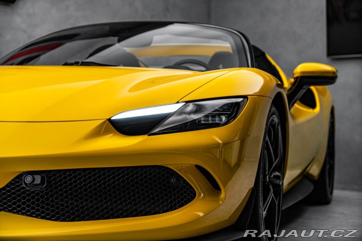 Ferrari 296 GTS Lift, Alcantara, AFS, 2025