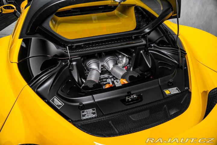 Ferrari 296 GTS Lift, Alcantara, AFS, 2024