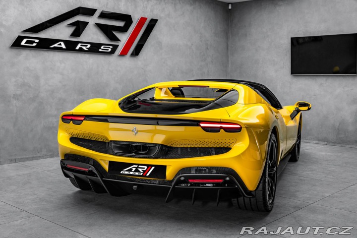 Ferrari 296 GTS Lift, Alcantara, AFS, 2025