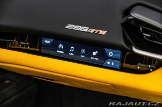 Ferrari 296 GTS Lift, Alcantara, AFS, 2024