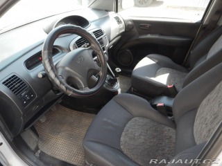 Hyundai Matrix 1.5 CRDi 60 KW 2002