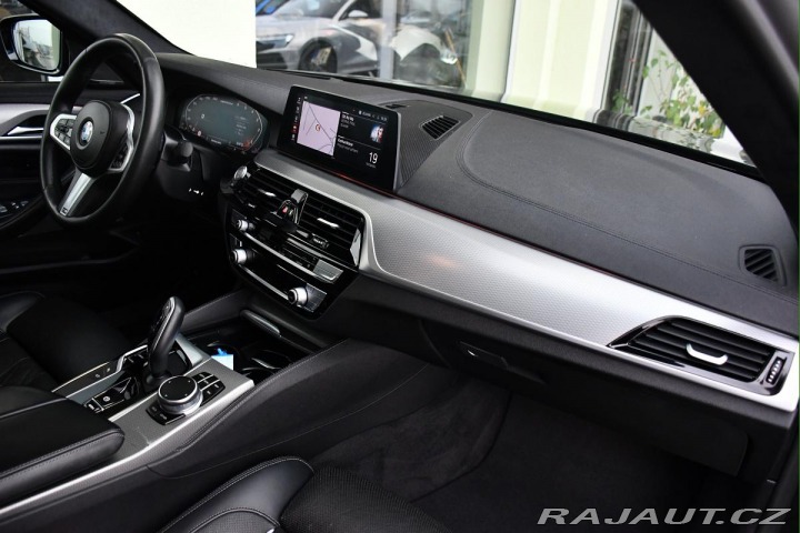 BMW 5 M550d xDrive H/K 1M ČR 2020