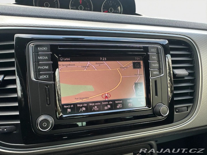 Volkswagen New Beetle 1.2Tsi 77kw Club 2015