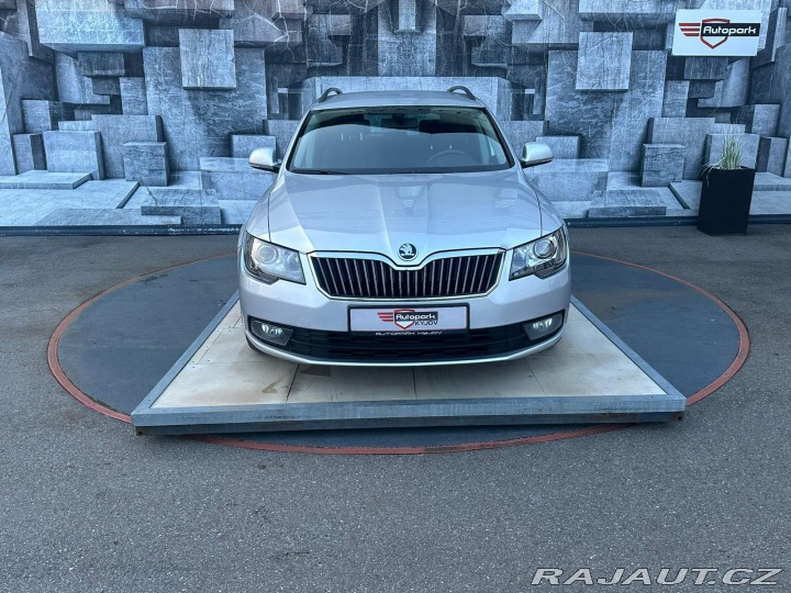 Škoda Superb 2.0TDi 103kW,2.Majitel,ČR 2014
