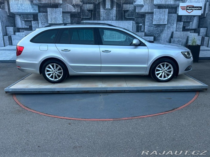 Škoda Superb 2.0TDi 103kW, 2.Majitel 2014