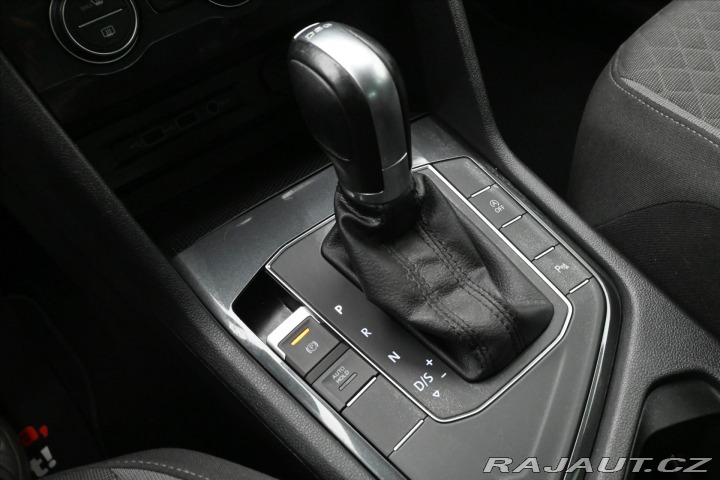 Volkswagen Tiguan 2,0 TDI 110kW DSG ACC Zár 2019