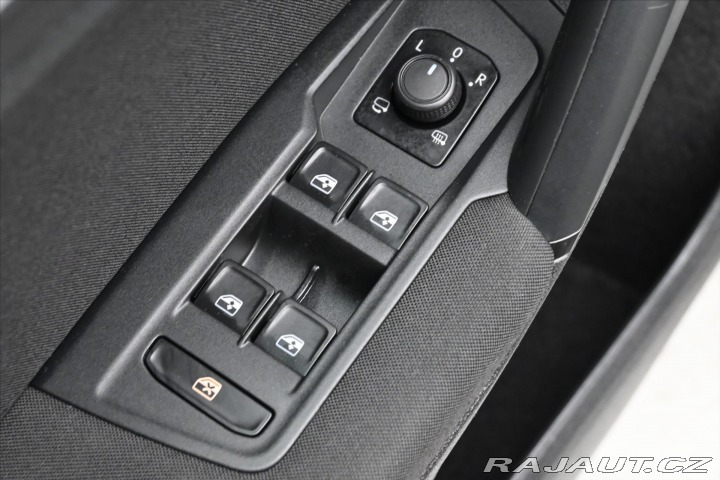 Volkswagen Tiguan 2,0 TDI 110kW DSG ACC Zár 2019