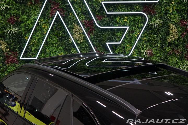 Mercedes-Benz GLC 300d*4M*VZDUCH*360*TAŽ*PA 2024