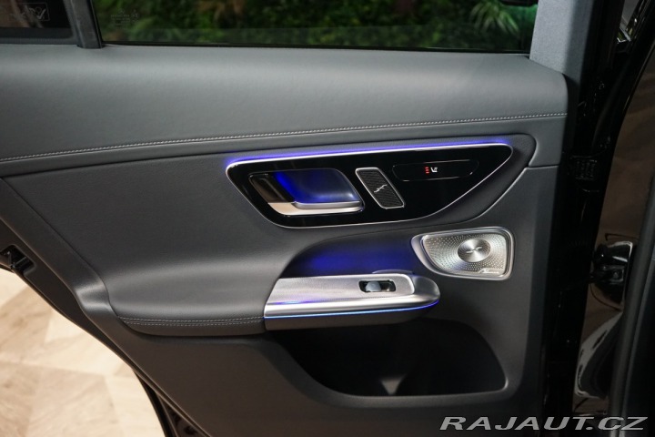 Mercedes-Benz GLC 300d*4M*VZDUCH*360*TAŽ*PA 2024