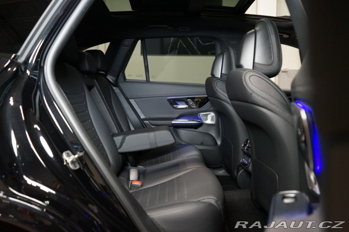 Mercedes-Benz GLC 300d*4M*VZDUCH*360*TAŽ*PA 2024