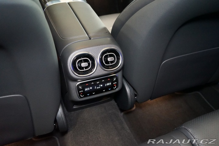 Mercedes-Benz GLC 300d*4M*VZDUCH*360*TAŽ*PA 2024