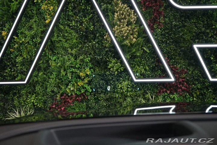 Mercedes-Benz GLC 300d*4M*VZDUCH*360*TAŽ*PA 2024