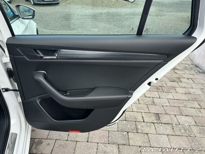 Škoda Superb 2,0TSI 140kW DSG STYLE TA 2021