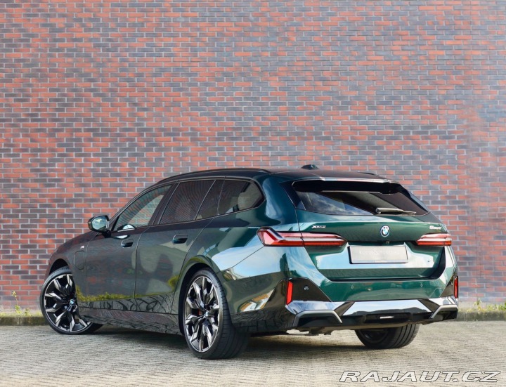 BMW 5 Touring 550e xDrive M S 2025