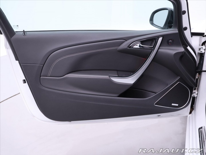 Opel Astra 2,0 T OPC 206kW Aut.klima 2014