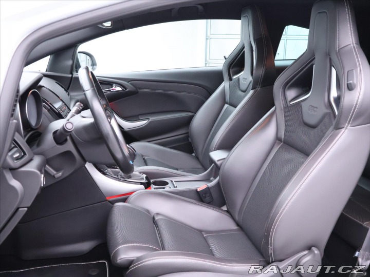 Opel Astra 2,0 T OPC 206kW Aut.klima 2014