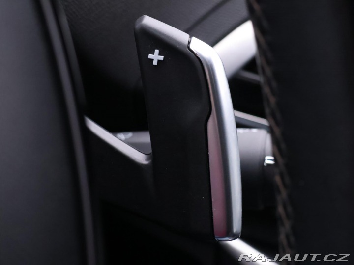 Peugeot 3008 1,2 e-THP 96kW Aut. GT Li 2017