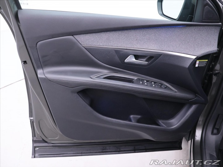 Peugeot 3008 1,2 PT 96kW Allure Pano 1 2017