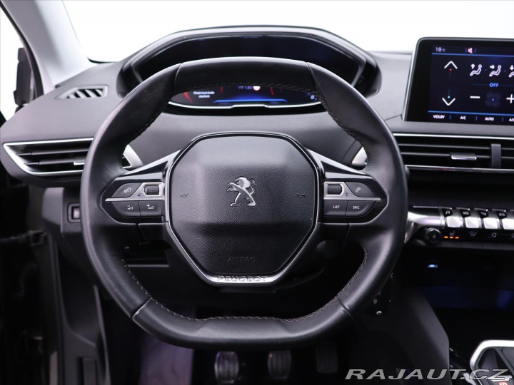 Peugeot 3008 1,2 PT 96kW Allure Pano 1 2017