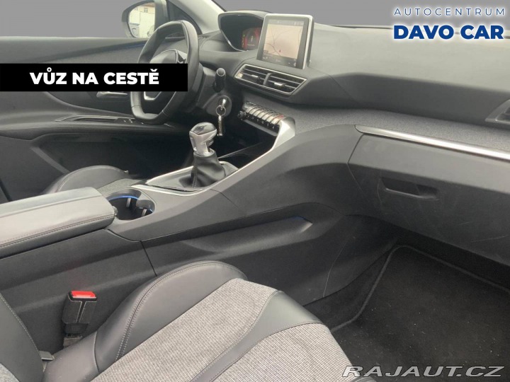 Peugeot 3008 1,2 PT 96kW Allure Pano 1 2017