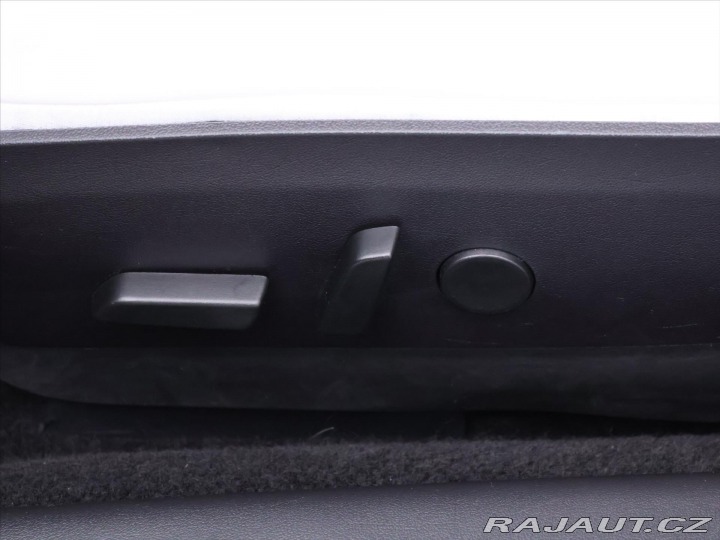 Tesla Model 3 Long Range AWD 1.Maj DPH 2020