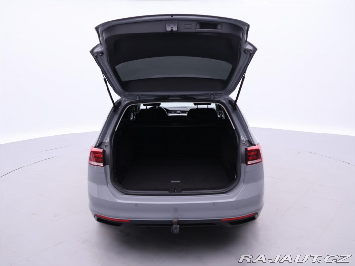 Volkswagen Passat 2,0 TDI 110kW DSG Variant 2022