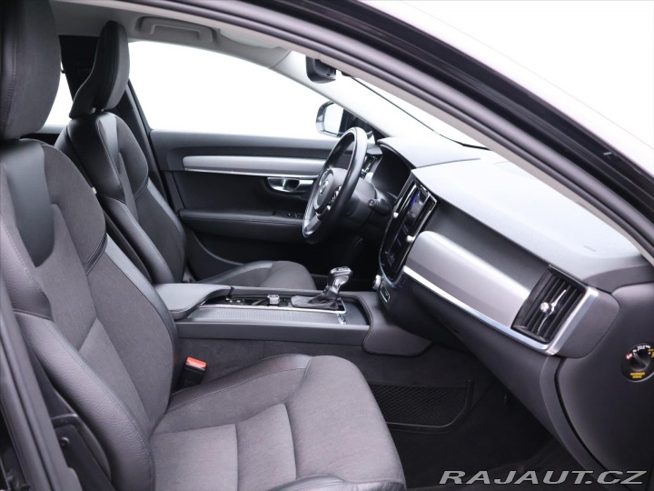 Volvo V90 2,0 D4 140kW Aut. AWD Mom 2020