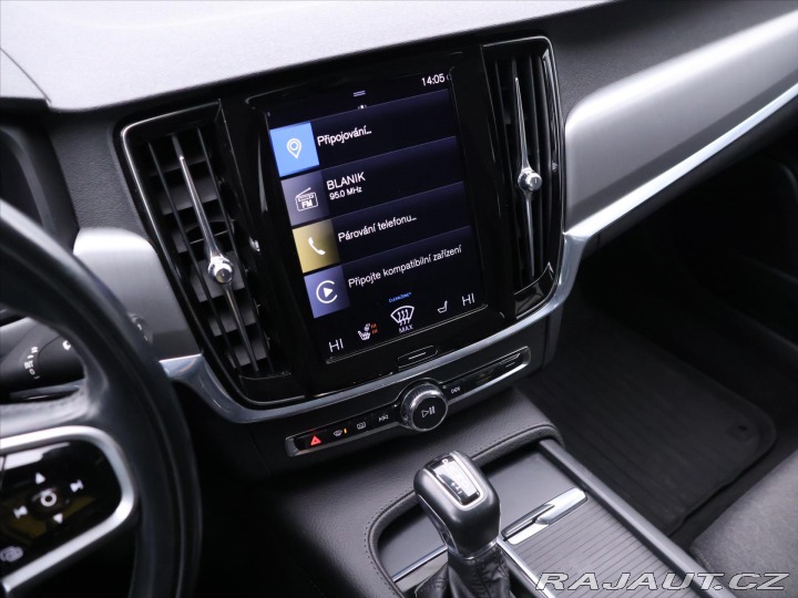 Volvo V90 2,0 D4 140kW Aut. AWD Mom 2020