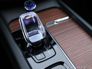 Volvo XC60 2,0 B5 AWD 184kw Ultra Da 2025