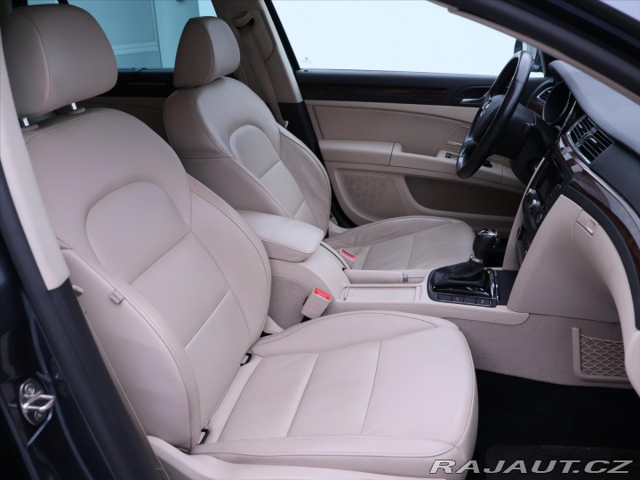 Škoda Superb 2,0 TDI 103kW DSG Eleganc 2014