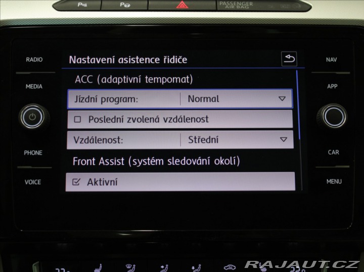 Volkswagen Passat 2,0 TDi 110kW MT R-Line P 2017