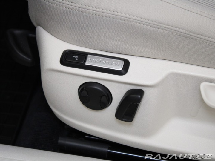 Volkswagen Passat 2,0 TDi 110kW MT R-Line P 2017