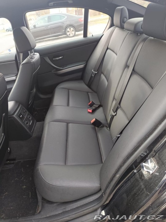 BMW 3 1,8 BMW 318D 2006