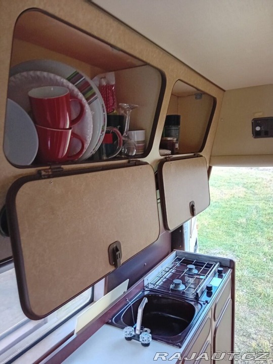 Mercedes-Benz Ostatní modely T1 westfalia 1982 1982