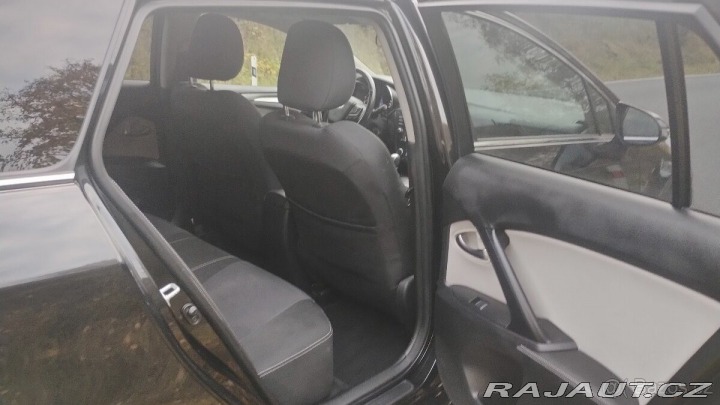 Toyota Avensis 2,0 D4D, kombi, ČR 2017