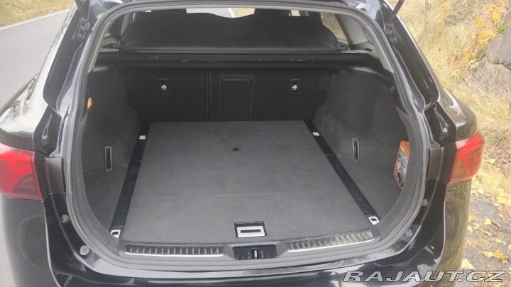 Toyota Avensis 2,0 D4D, kombi, ČR 2017