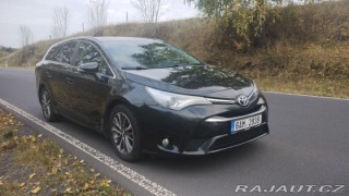 Toyota Avensis 2,0   D4D, kombi, ČR 2017