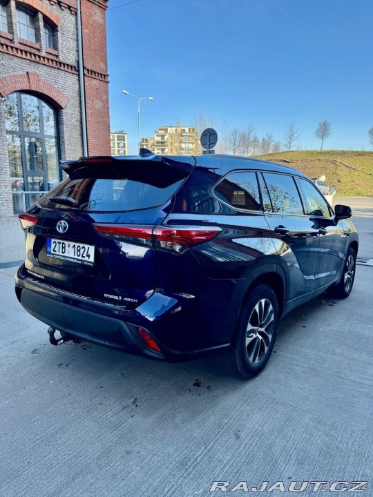 Toyota Highlander 2,5 HEV 248k 4x4 COMFOR 1800