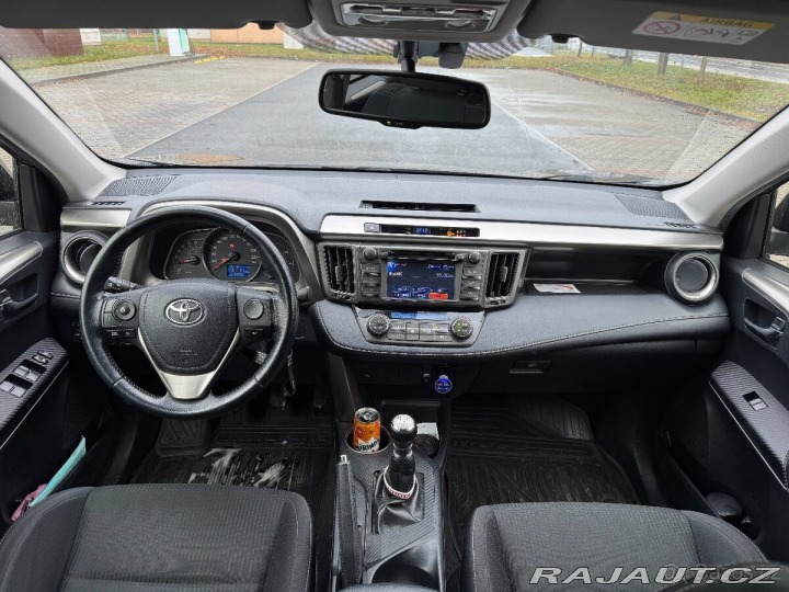 Toyota RAV4 2,2   D 110kW 4x4 ČR PŮVO 2013