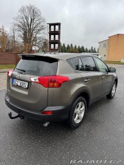 Toyota RAV4 2,2   D 110kW 4x4 ČR PŮVO 2013