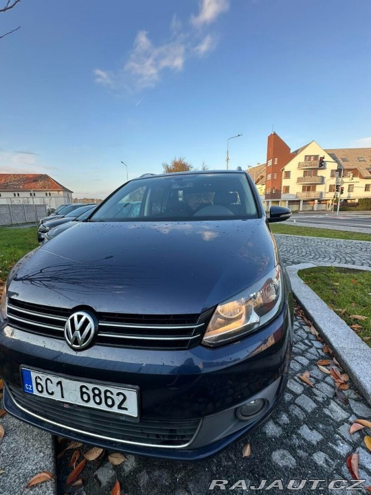 Volkswagen Touran 1,6 2012