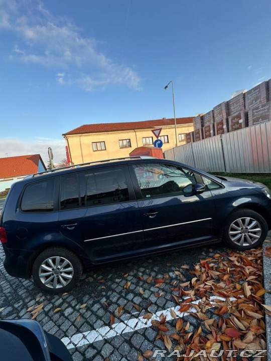 Volkswagen Touran 1,6 2012