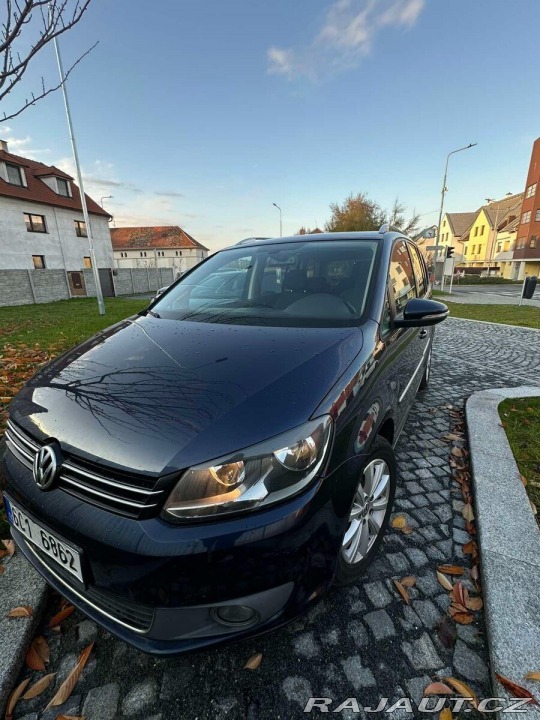 Volkswagen Touran 1,6 2012